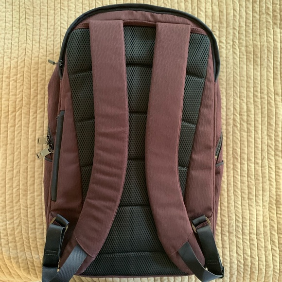 Lululemon Out Of Range Backpack *20L - Picture 13 of 13